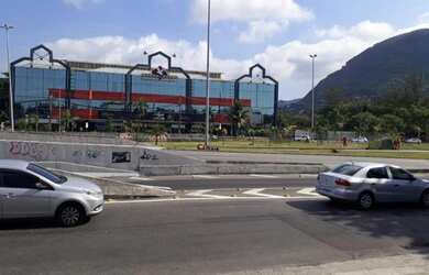 Imagem: O depósito possui 160m² de Área e está localizado em Barra