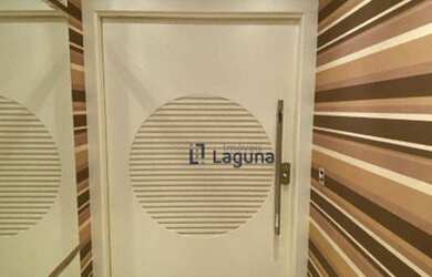 Imagem: O apartamento possui 5 Dormitórios, 5 Banheiros, 4 Vagas na