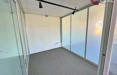 Imagem 8: Sala para alugar, 261 m² por R$ 4.250,00/mês - Foch I - Pouso Alegre/MG