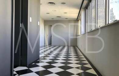 Imagem: O depósito possui 46m² de Área e está localizado em Jardim