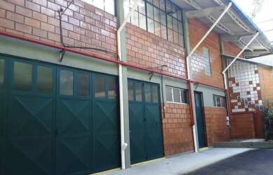 Imagem 15: Galpão para aluguel e venda tem 1000 metros quadrados - Itaipava - Petrópolis/RJ