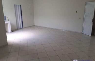 Imagem: O depósito possui 40m² de Área e está localizado em Campo