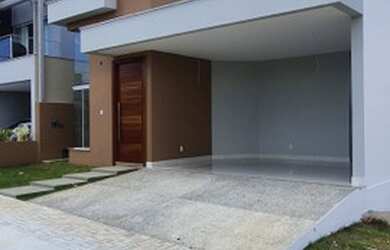 Imagem: A casa em condomínio possui 3 Dormitórios, 3 Banheiros, 2