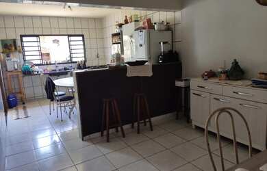 Imagem 4: Casa no Taiaman em UBERLÂNDIA - MG