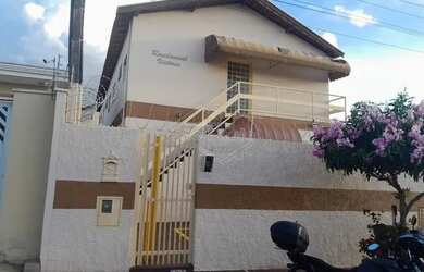 Imagem: A casa possui 1 Dormitório, 1 Banheiro, 20m² de Área e está