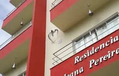 Imagem: O apartamento possui 2 Dormitórios, 1 Banheiro, 42m² de Área