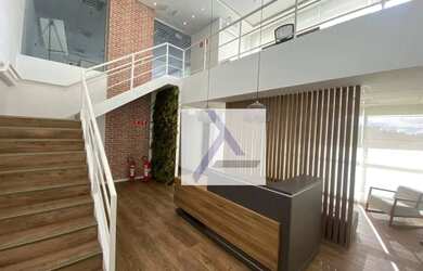 Imagem: O depósito possui 4 Vagas na garagem, 200m² de Área e está