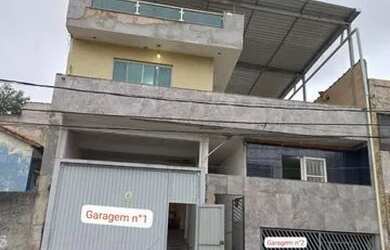 Imagem: A casa possui 5 Dormitórios, 5 Banheiros, 5 Vagas na garagem