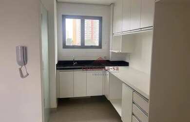 Imagem: O apartamento possui 2 Dormitórios, 2 Banheiros, 2 Vagas na