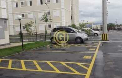 Imagem: O apartamento possui 2 Dormitórios, 1 Banheiro, 1 Vaga na garagem