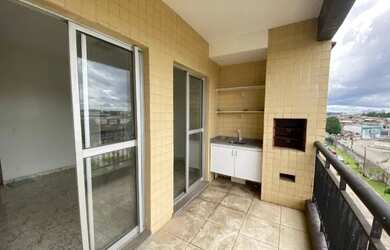 Imagem: O apartamento possui 3 Dormitórios, 1 Banheiro, 1 Vaga na garagem