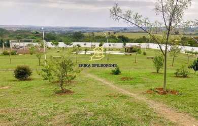 Imagem: A casa em condomínio possui 3 Dormitórios, 5 Banheiros, 4