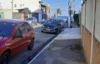 Imagem: A casa possui 4 Dormitórios, 4 Banheiros, 3 Vagas na garagem