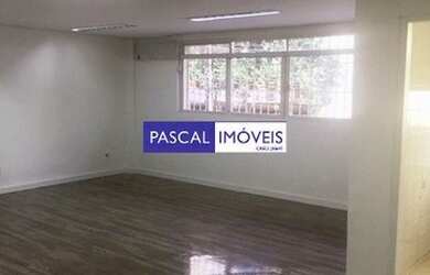 Imagem: O depósito possui 5 Vagas na garagem, 974m² de Área e está