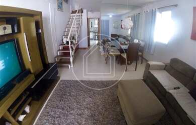 Imagem: A casa em condomínio possui 3 Dormitórios, 1 Banheiro, 4 Vagas