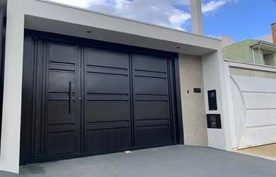 Imagem 6: LINDA CASA. Varanda, 97m² de Área, 2 Vagas na garageme2 Dormitórios