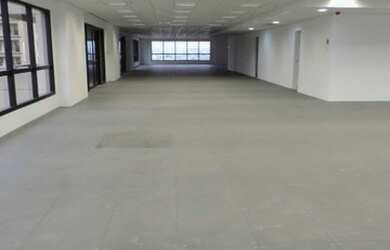 Imagem: O depósito possui 5 Vagas na garagem, 1.354m² de Área, Imóvel