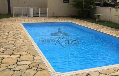 Imagem: A casa em condomínio possui 2 Dormitórios, 2 Banheiros, 2