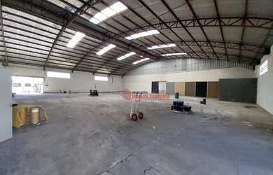 Imagem: O depósito possui 2511m² de Área e está localizado em Distrito