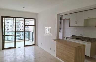 Imagem: O apartamento possui 3 Dormitórios, 2 Banheiros, 1 Vaga na