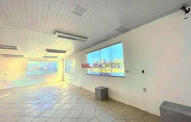 Imagem: O depósito possui 300m² de Área e está localizado em Centro