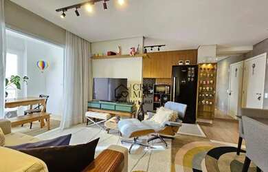 Imagem: O apartamento possui 3 Dormitórios, 2 Banheiros, 2 Vagas na