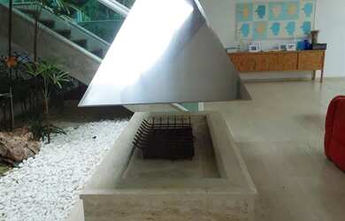 Imagem 10: Casa cinematográfica em condomínio fechado no Guarujá