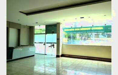 Imagem: O depósito possui 185m² de Área e está localizado em Barro