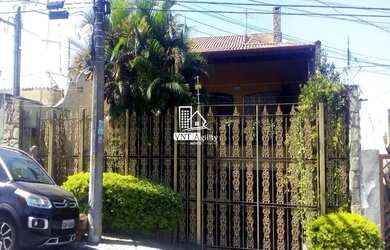 Imagem: A casa possui 3 Dormitórios, 4 Banheiros, 4 Vagas na garagem