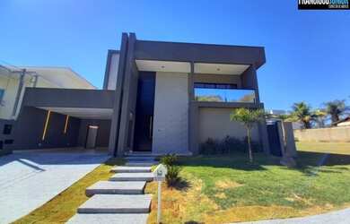 Imagem 3: Sobrado no Jardins Madri, Alto Padrão, 4 Suítes, Piscina, Novo, Oportunidade