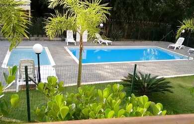 Imagem: O apartamento possui 3 Dormitórios, 1 Banheiro, 1 Vaga na garagem