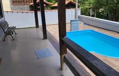 Imagem: A casa em condomínio possui 3 Dormitórios, 3 Banheiros, 3