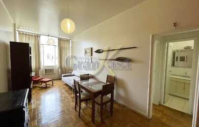 Imagem 2: quarto e sala mobiliado próximo ao Metrô Cardeal Arcoverde