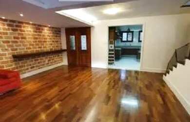 Imagem: A casa em condomínio possui 3 Dormitórios, 3 Banheiros, 3