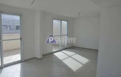 Imagem: O depósito à venda possui e está localizado em Barra da