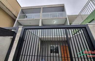 Imagem: A casa possui 2 Dormitórios, 1 Banheiro, 1 Vaga na garagem