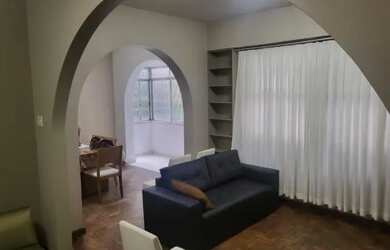 Imagem: O apartamento possui 2 Dormitórios, Imóvel mobiliado e está