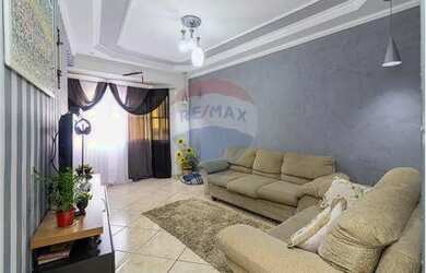 Imagem: A casa possui 2 Dormitórios, 2 Banheiros, 1 Vaga na garagem