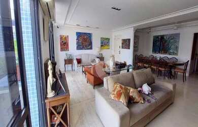 Imagem: A casa em condomínio possui 4 Dormitórios, 5 Banheiros, 2