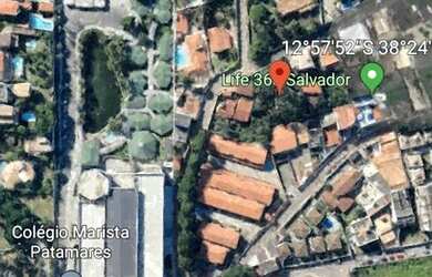 Imagem: O terreno possui 2.450m² de Área e está localizado em Pituaçu