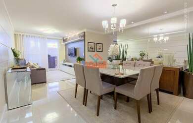 Imagem: O apartamento possui 3 Dormitórios, 2 Banheiros, 2 Vagas na