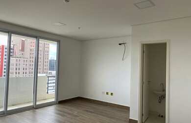 Imagem: O depósito possui 1 Vaga na garagem, 53m² de Área e está