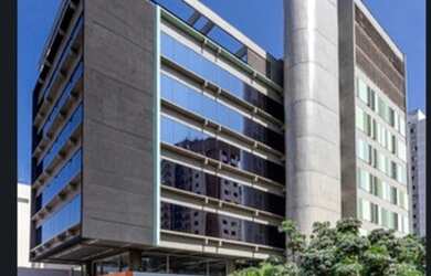 Imagem: O depósito possui 5 Vagas na garagem, 779m² de Área e Imóvel