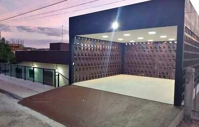 Imagem: A casa em condomínio possui 3 Dormitórios, 3 Banheiros, 2