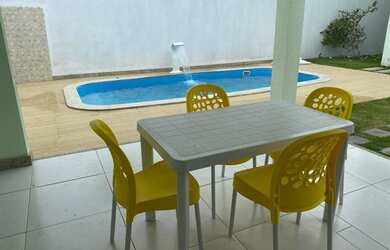 Imagem 7: Casa Arembepe - FDS. Piscina, Churrasqueira, 2 Vagas na garageme4 Dormitórios