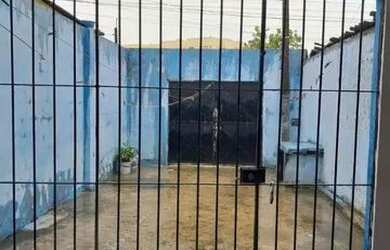 Imagem: A casa para alugar possui 4 Dormitórios, 2 Banheiros, 1 Vaga