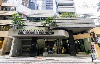 Imagem: O depósito possui 2 Vagas na garagem, 256m² de Área, Imóvel