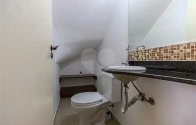 Imagem 13: Casa em condomínio fechado