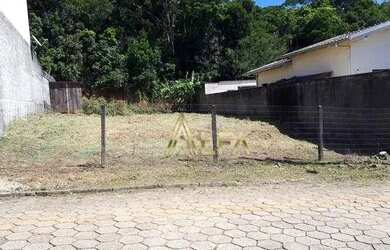 Imagem: O terreno possui 316m² de Área e está localizado em Penha