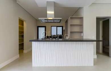 Imagem 12: Venda Casa com 310,00 metroQuadrado, 5 dormitório s , 2 vaga s . Swiss...